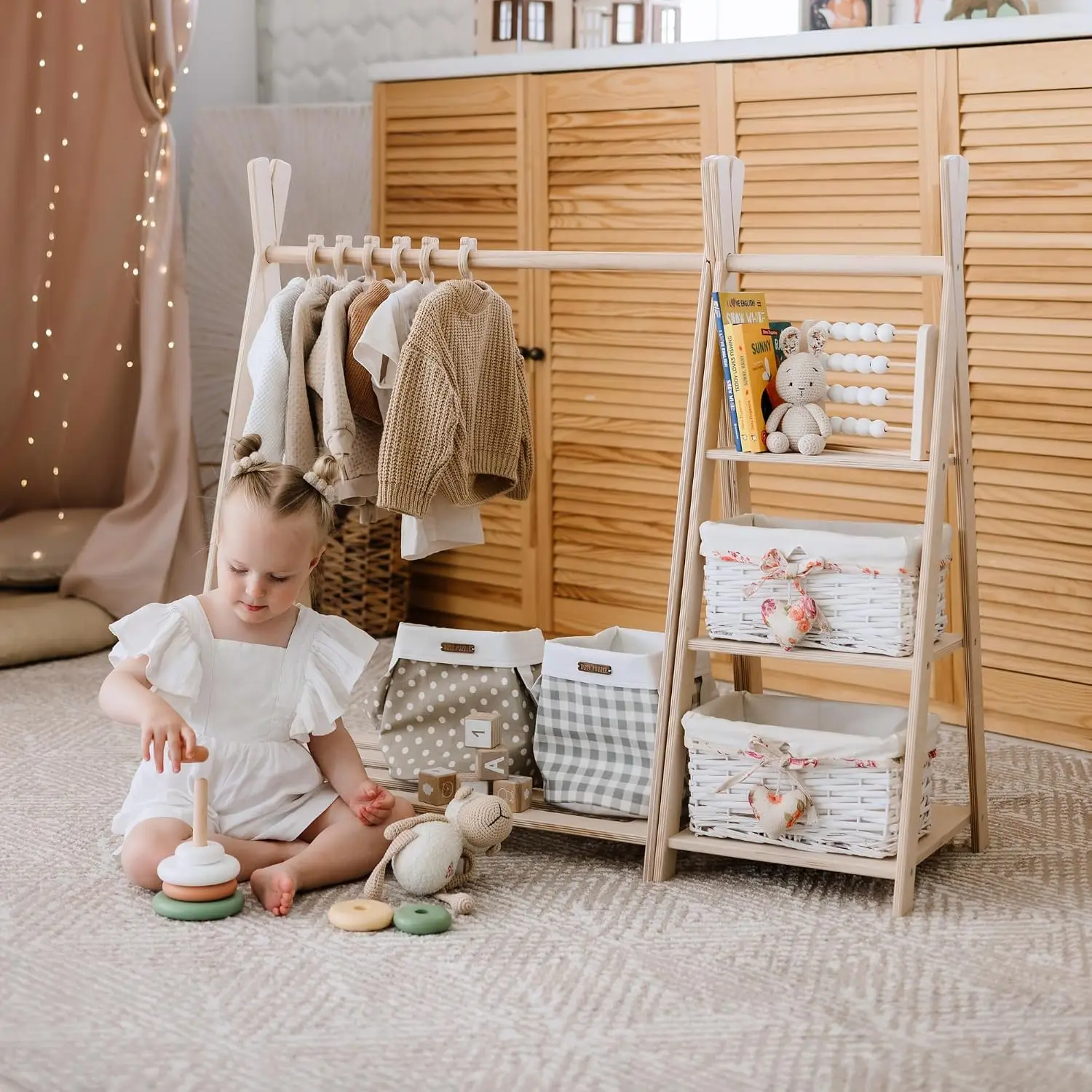 ที่เก็บของเล่น + ตู้เสื้อผ้ามอ - Montessori Shelf Toy บทวิจารณ์และราคา